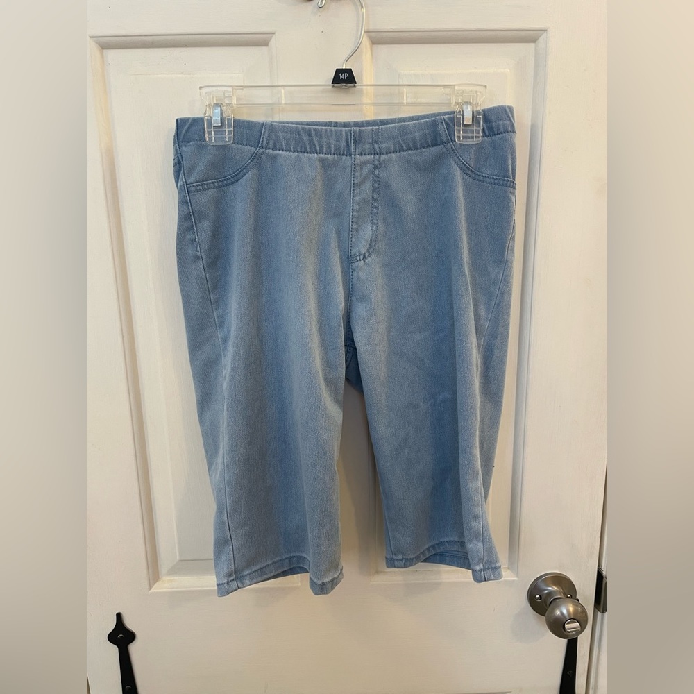 Faded Glory jean shorts Medium